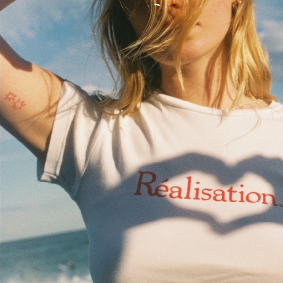 Realisation Par Tops - REALISATION PAR Cropped Logo Tee, White with Red Logo, Size Large